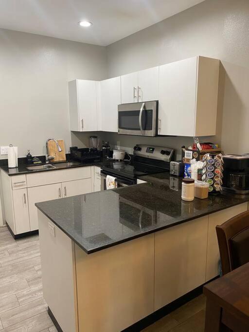 Spacious Getaway Near Utrgv 에든버그 외부 사진